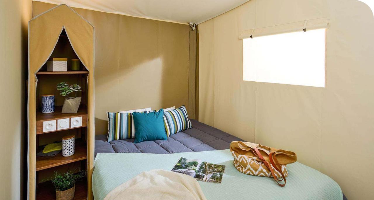 Camping Onlycamp Pierre & Sources Volvic Dış mekan fotoğraf